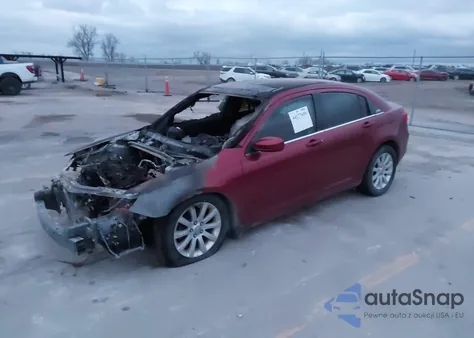 2013 Chrysler 200 Touring из США, поврежденный, VIN 1C3CCBBB0DN542100